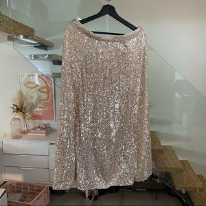 Sequin Midi Skirt Like New (lightweight!)